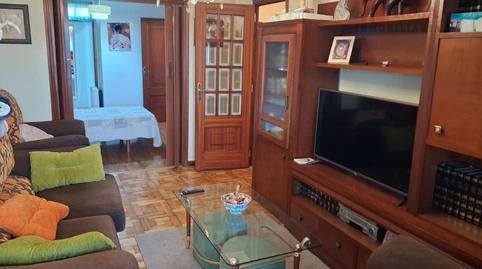 Foto 5 de Piso en venta en Coiro, Cangas
