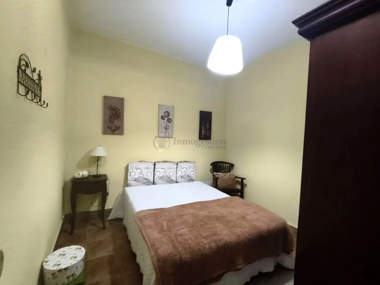 Habitación de Apartamento de alquiler en Arico con Amueblado