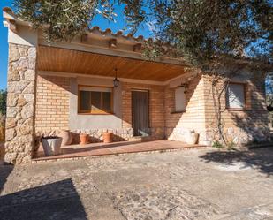 Vista exterior de Casa o xalet en venda en Tortosa amb Terrassa i Piscina