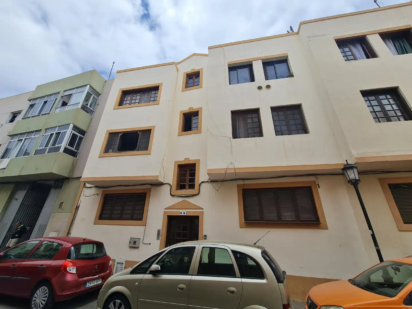 Vista exterior de Piso en venta en La Oliva
