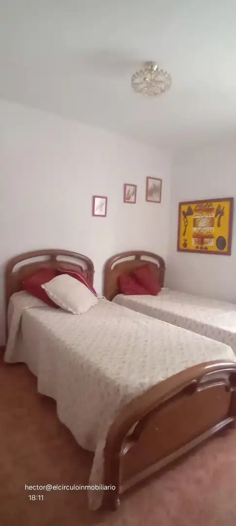 Dormitori de Finca rústica en venda en Alfajarín amb Calefacció, Jardí privat i Terrassa