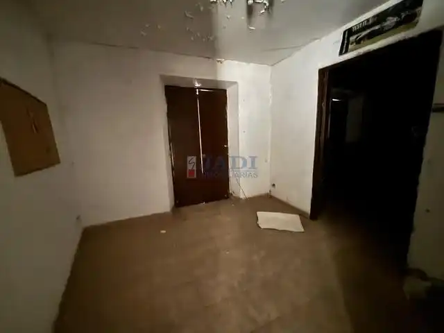 Casa con terraza en venta en Valdepeñas, imagen 3