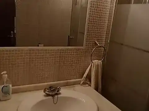 Baño de Piso en venta en Frades de la Sierra con Trastero y Amueblado