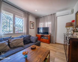 Living room of Single-family semi-detached for sale in Sant Andreu de Llavaneres  with Air Conditioner, Heating and Terrace