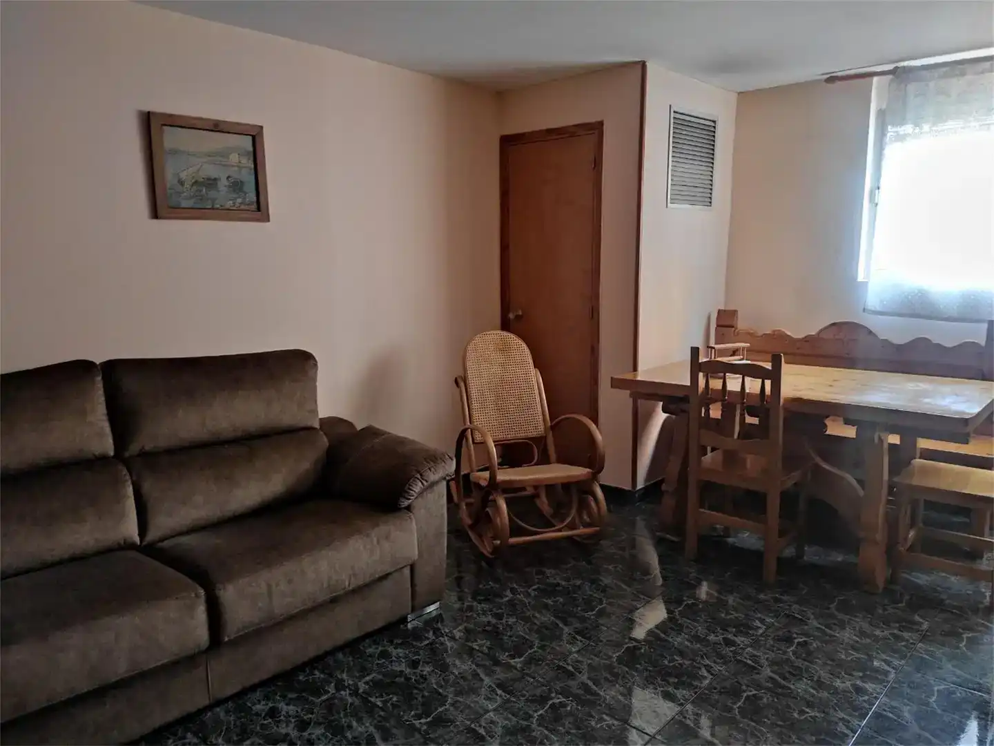 Sala d'estar de Casa adosada en venda en Caspe amb Aire condicionat