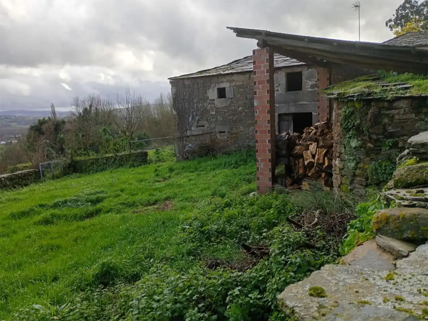 Finca rústica en venda en Sarria