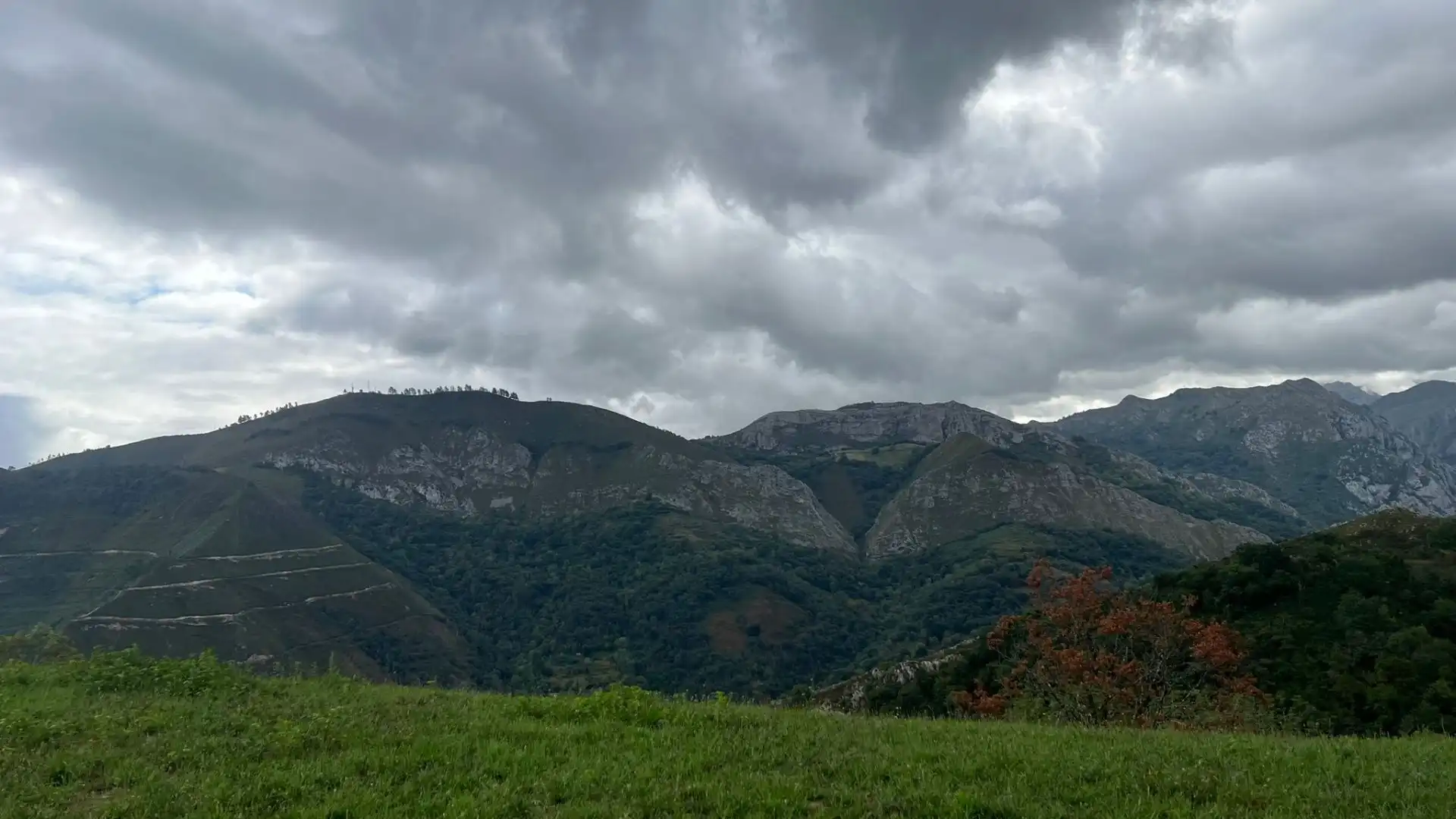 Terrenos y solares en venta en Parres
