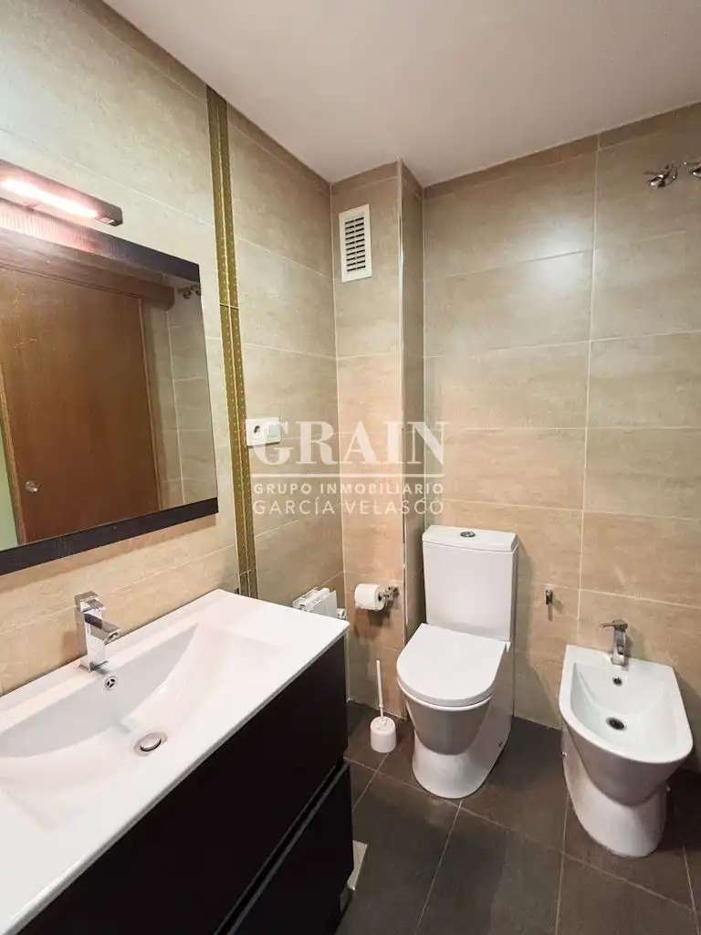 Bathroom of Flat for sale in Albacete  with Heating and Balcony