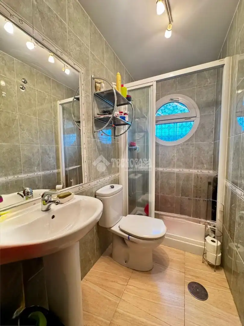 Baño de Casa adosada en venta en Pedrezuela con Aire acondicionado, Terraza y Amueblado