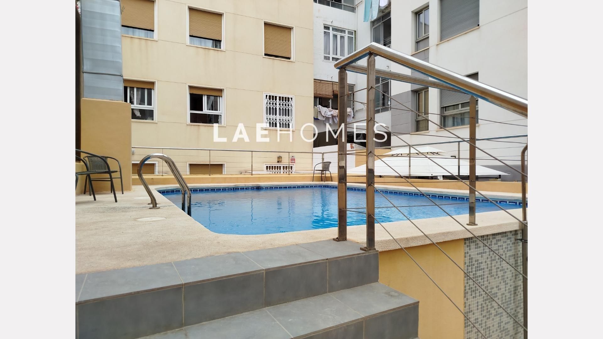 Swimming pool of Apartment for sale in Alicante / Alacant  with Air Conditioner and Community pool