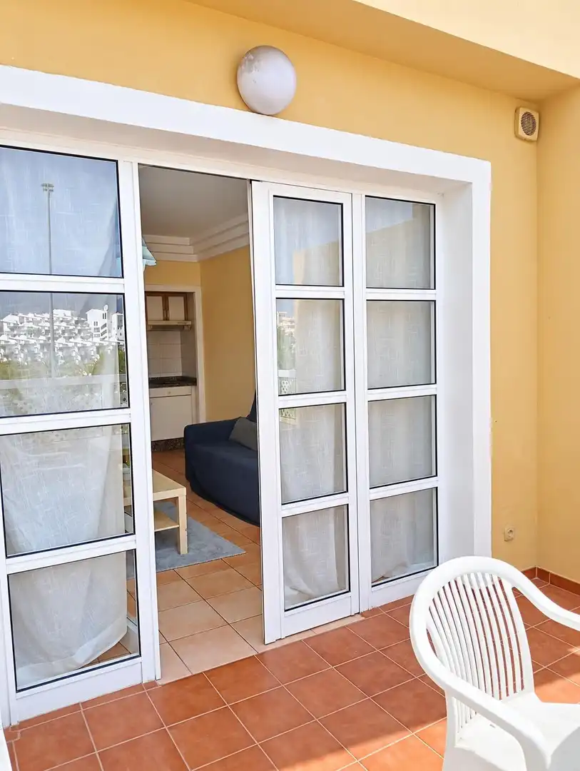 Habitación de Estudio en venta en Adeje con Piscina comunitaria