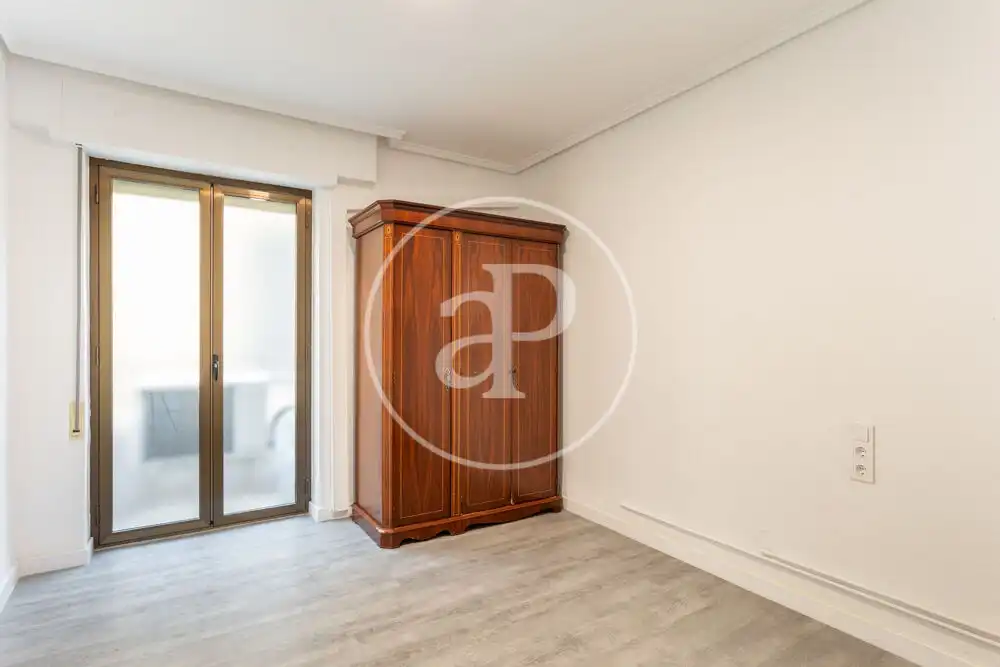 Habitación de Piso de alquiler en Valencia con Aire acondicionado, Calefacción y Balcón