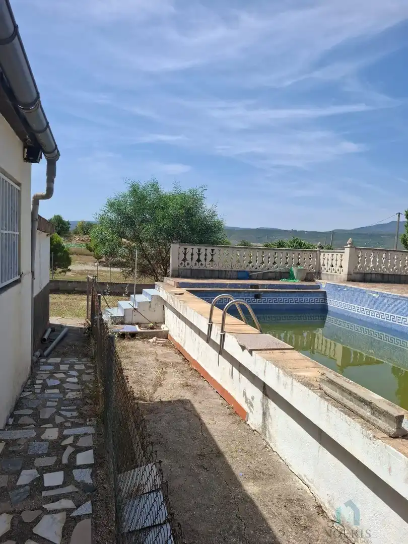 Houses for sale in Poligono 37, Turís