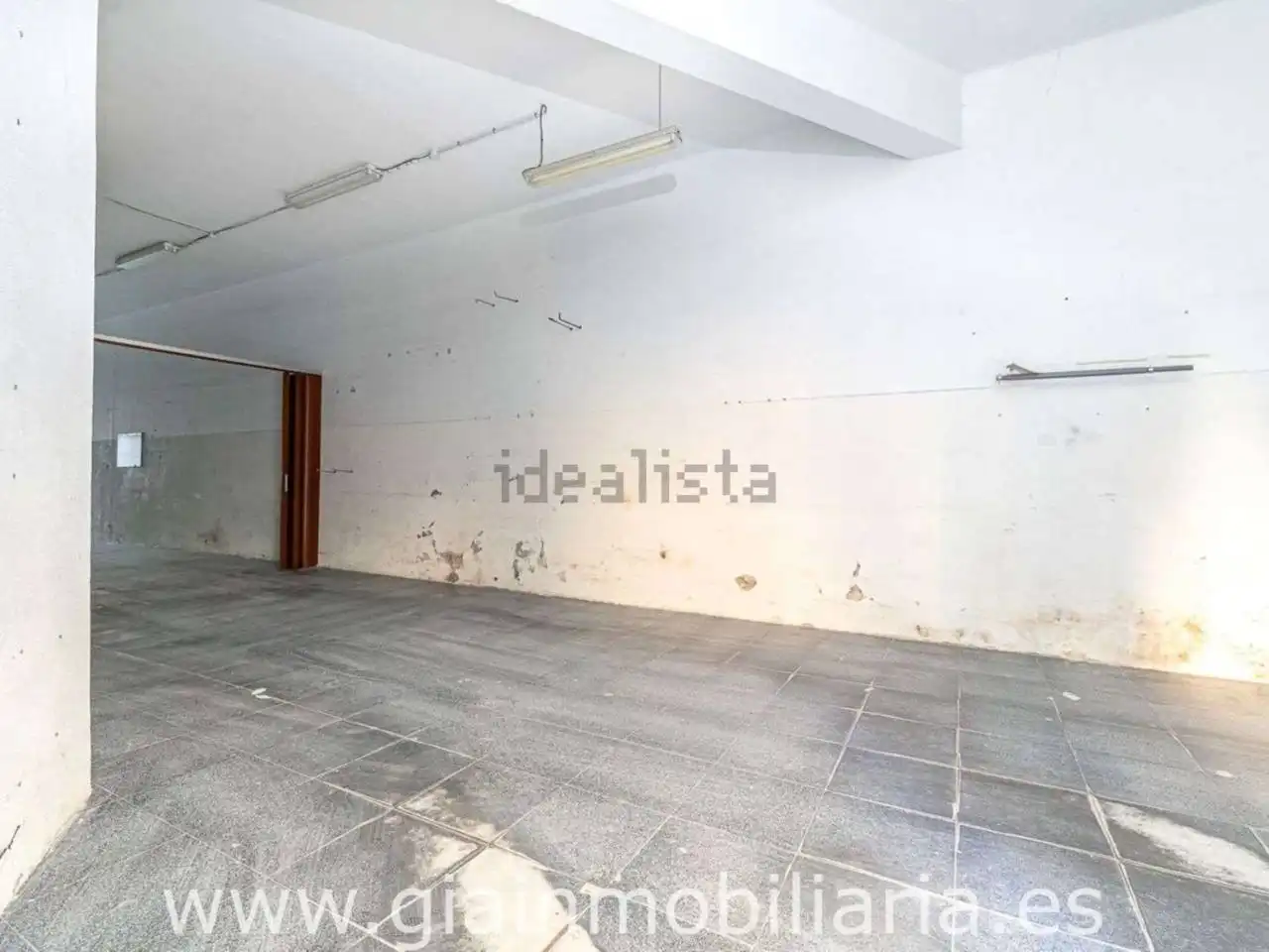 Local comercial en venta en Calle Tomas Alonso 194, imagen 4