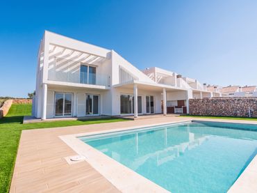Chalet con balcón en venta en Coves Noves