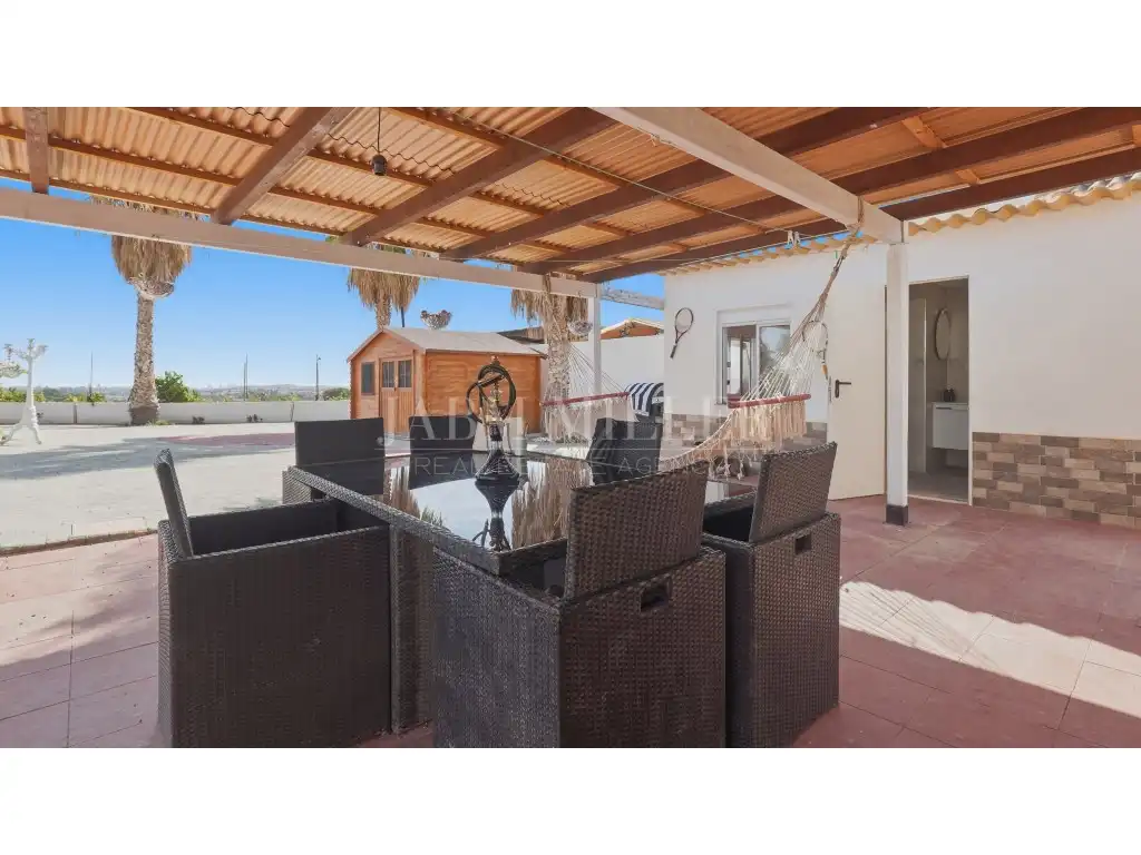 Terrace of Houses for sale in La Huerta  