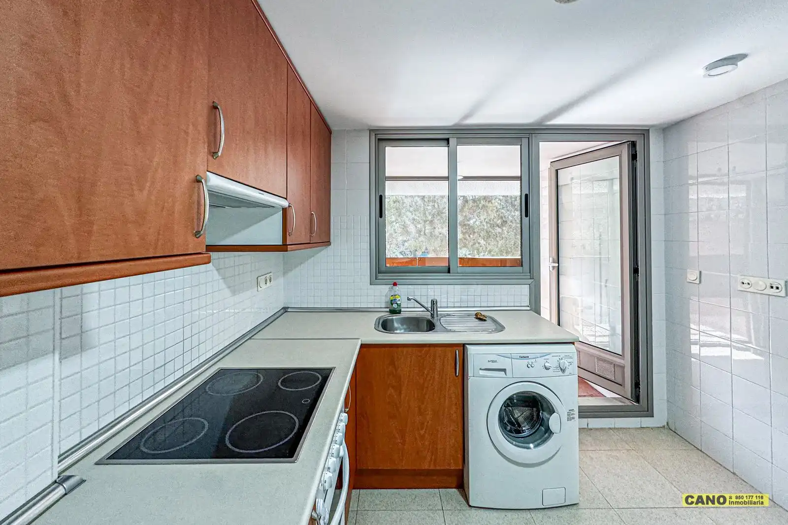 Kitchen of Flat for sale in Almería  with Air Conditioner, Heating and Terrace