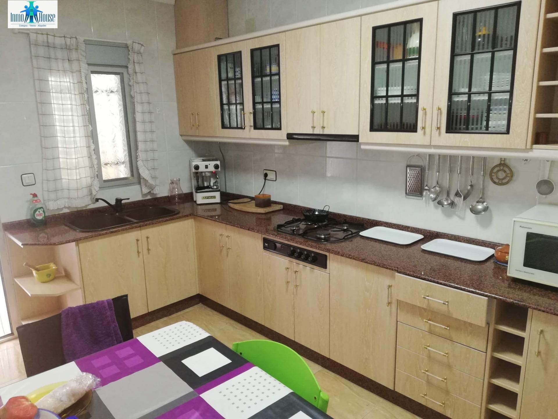 Cuina de Casa o xalet de lloguer en Bonete amb Aire condicionat, Calefacció i Terrassa
