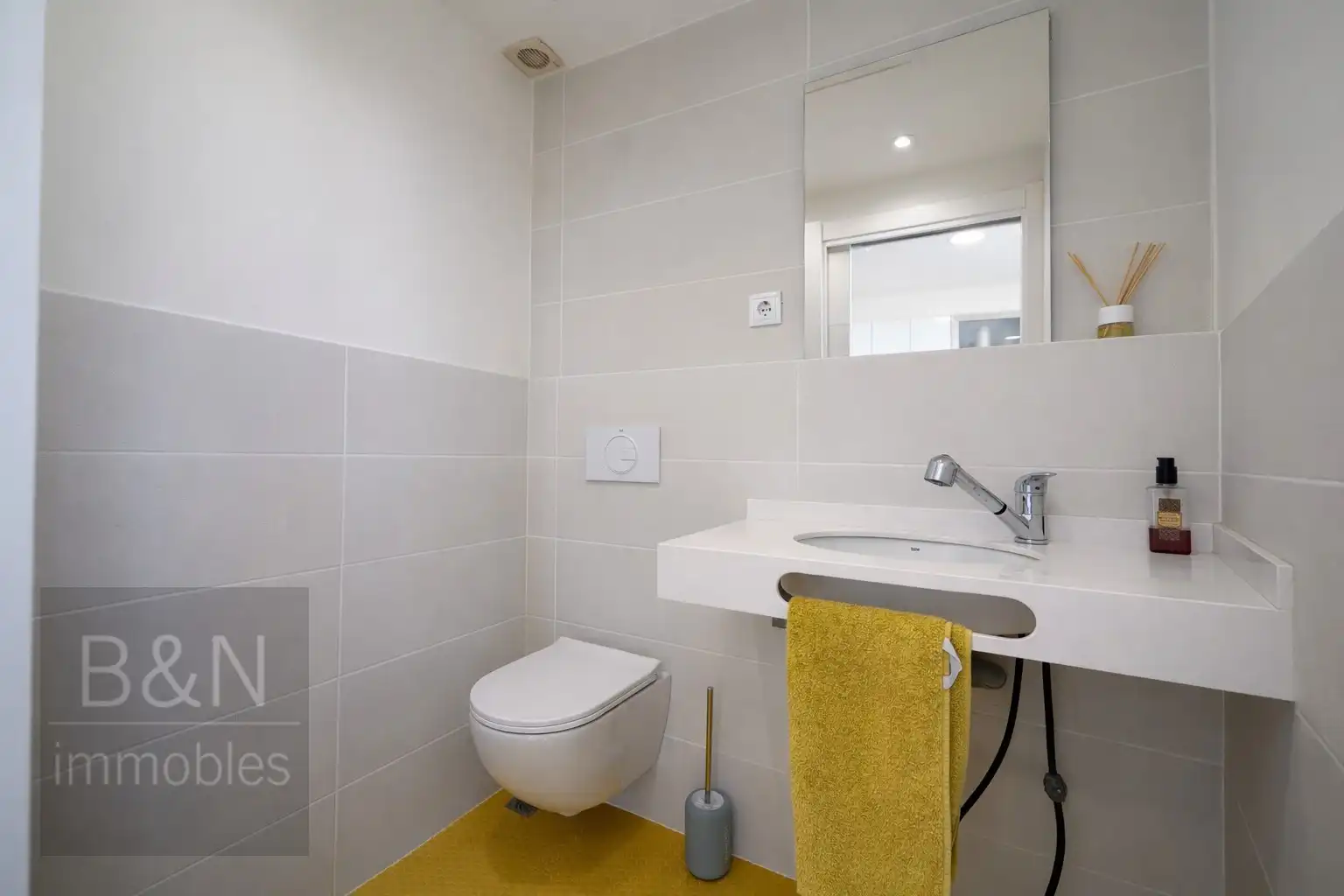 Baño de Dúplex en venta en Terrassa con Aire acondicionado, Calefacción y Terraza