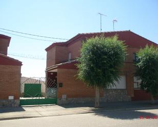 Exterior view of Flat for sale in Villamayor de Campos