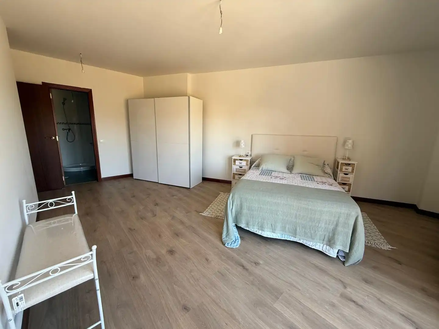 Bedroom of Flat for sale in Valencia de Don Juan  with Heating and Terrace