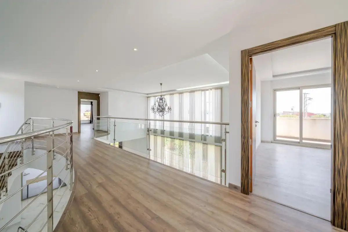 Haus oder Chalet zum Verkauf in Elche / Elx mit Klimaanlage, Heizung und Privatgarten