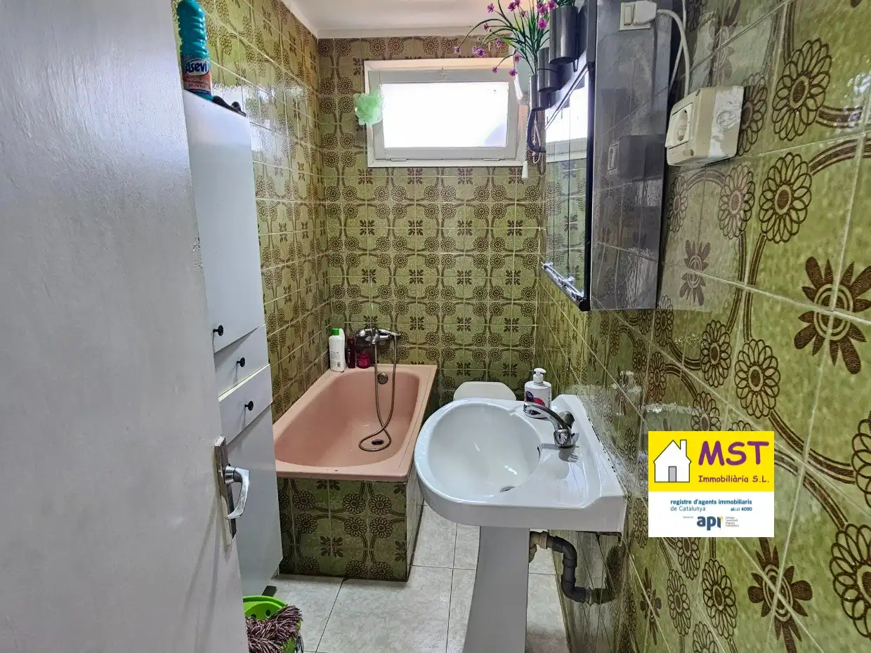 Flat with terrace for sale in Carrer dels Germans Arnalot, imagen 16