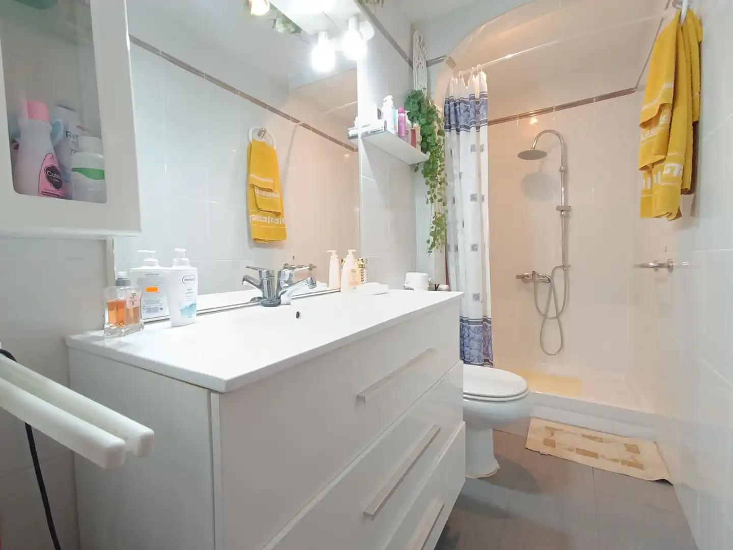 Baño de Piso en venta en Badalona con Calefacción