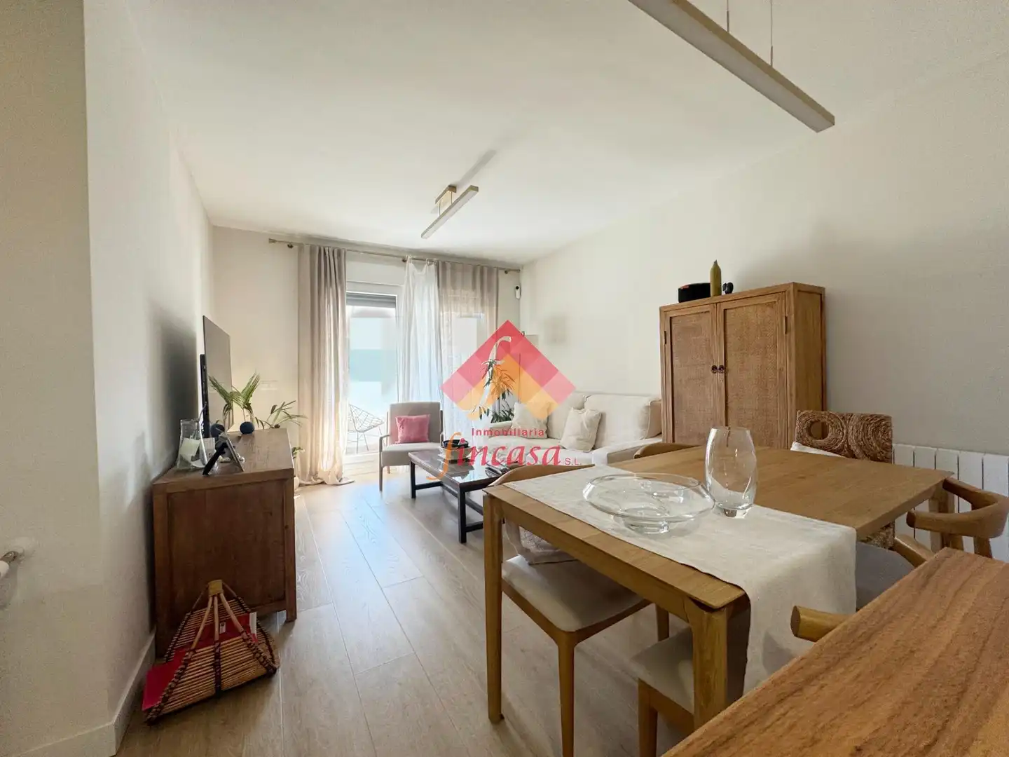 Living room of Flat for sale in Ronda  with Terrace and Storage room