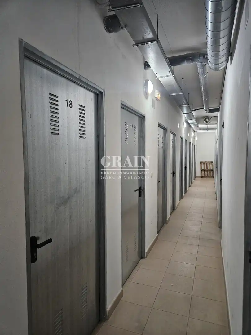 Piso en venta en Albacete con Calefacción, Terraza y Trastero