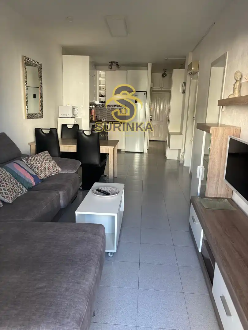 Vista exterior de Apartamento de alquiler en San Bartolomé de Tirajana con Terraza, Piscina y Piscina comunitaria