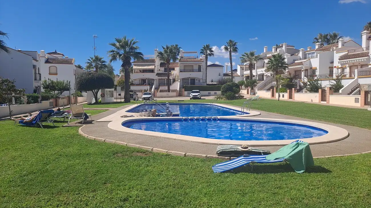 Reihenhaus zum Verkauf in Orihuela Costa, imagen 2