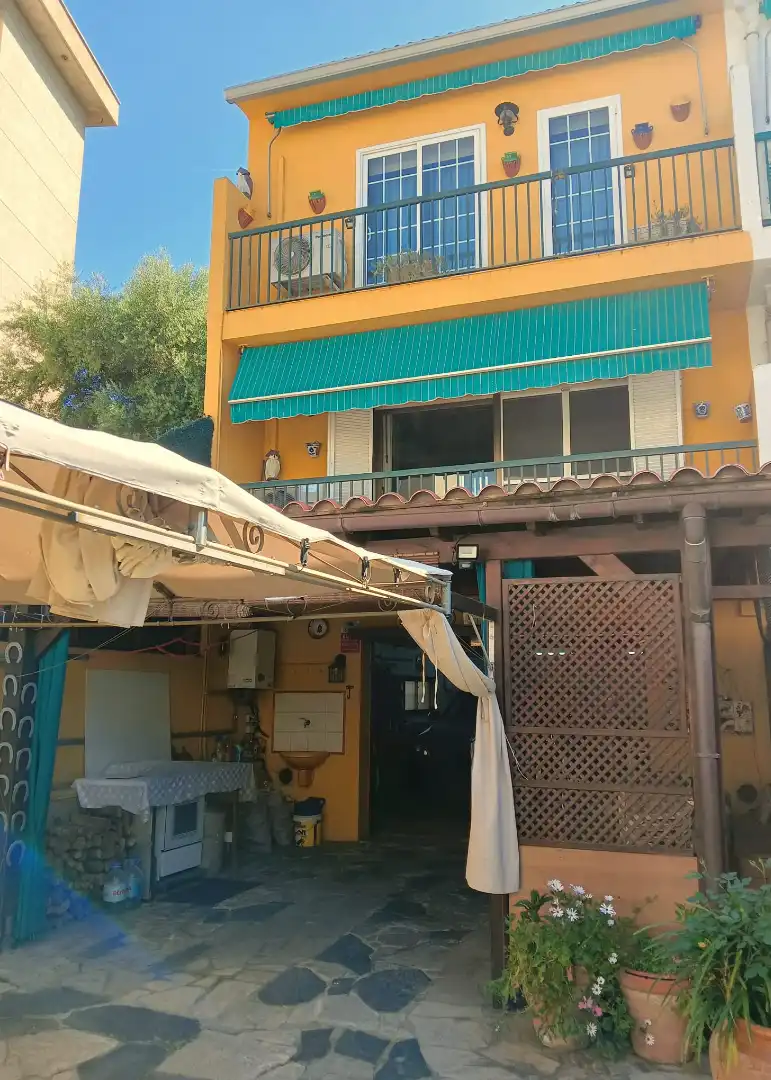 Adosado con terraza en venta en Carrer d'Isabel la Catòlica, imagen 24