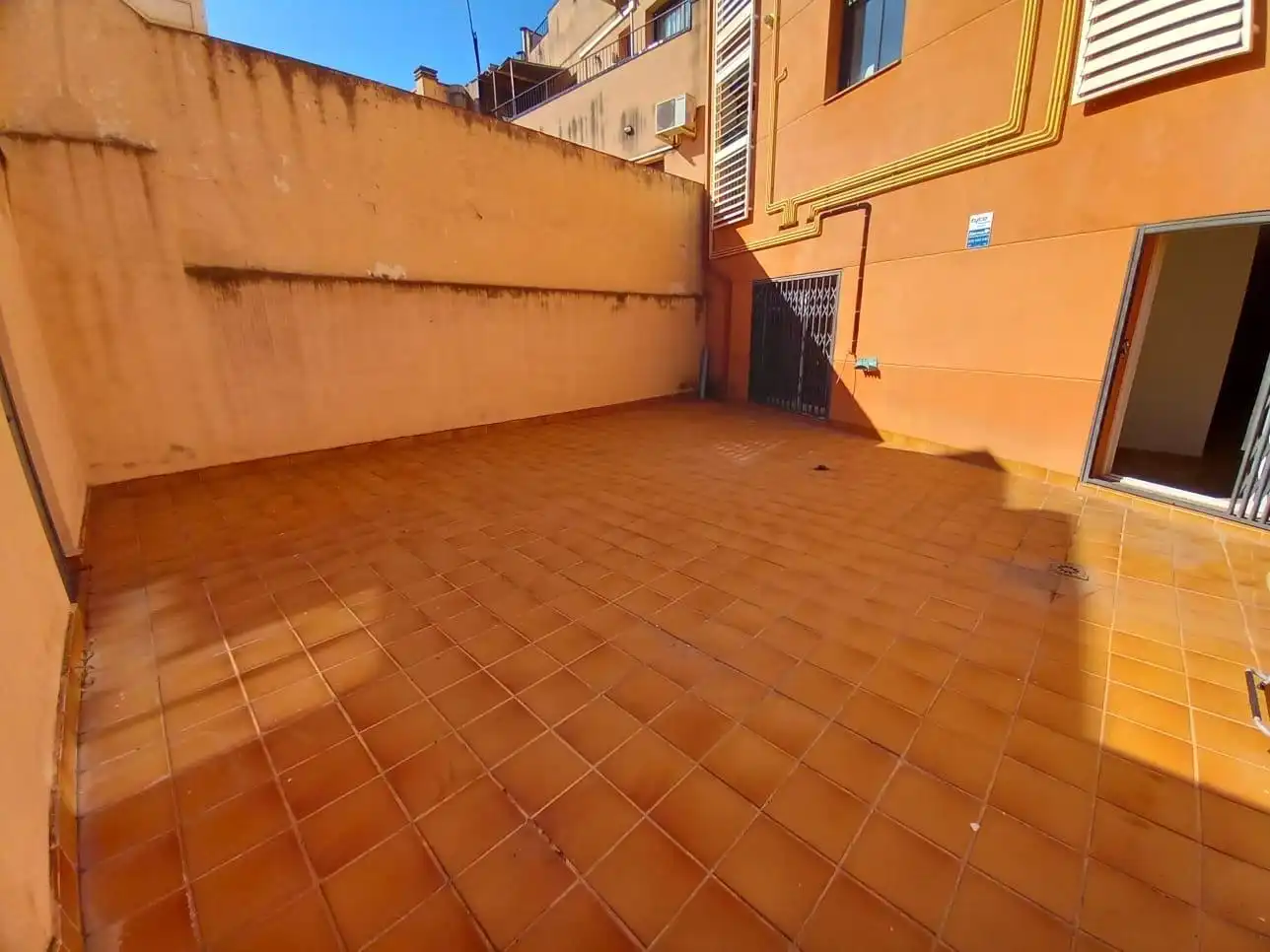 Business premises for sale in Poble, imagen 3