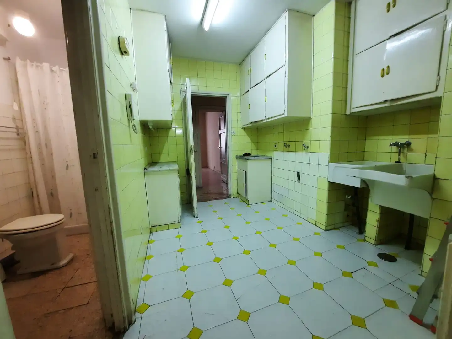 Küche von Wohnung zum Verkauf in Madrid mit Heizung, Parkett und Terrasse