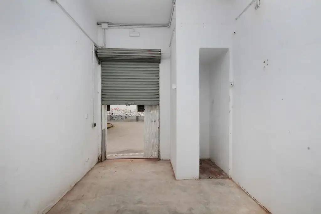 Local commercial à vendre à C/ Pasaje Monturiol, imagen 3