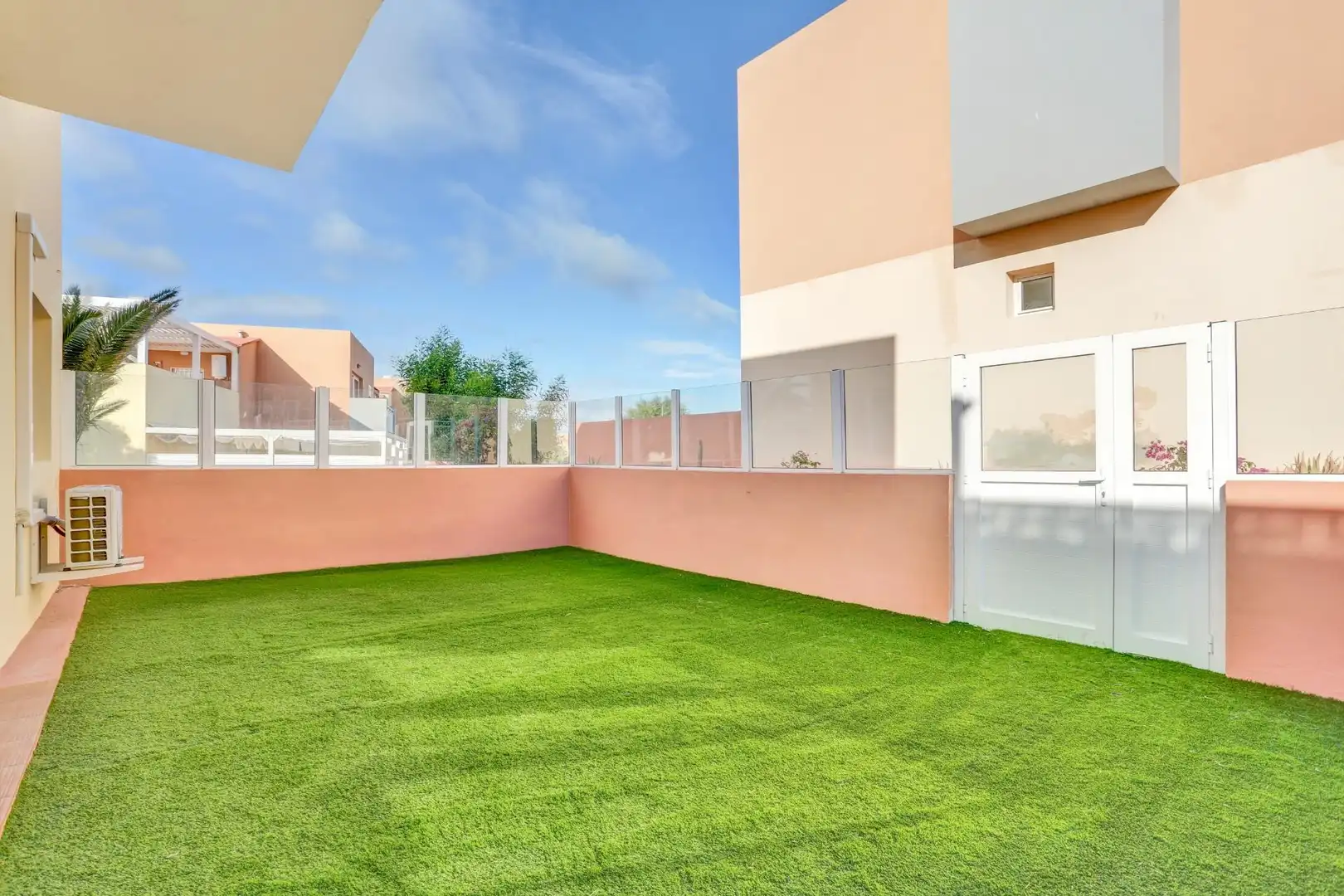 Terrace of Apartments for sale in La Oliva