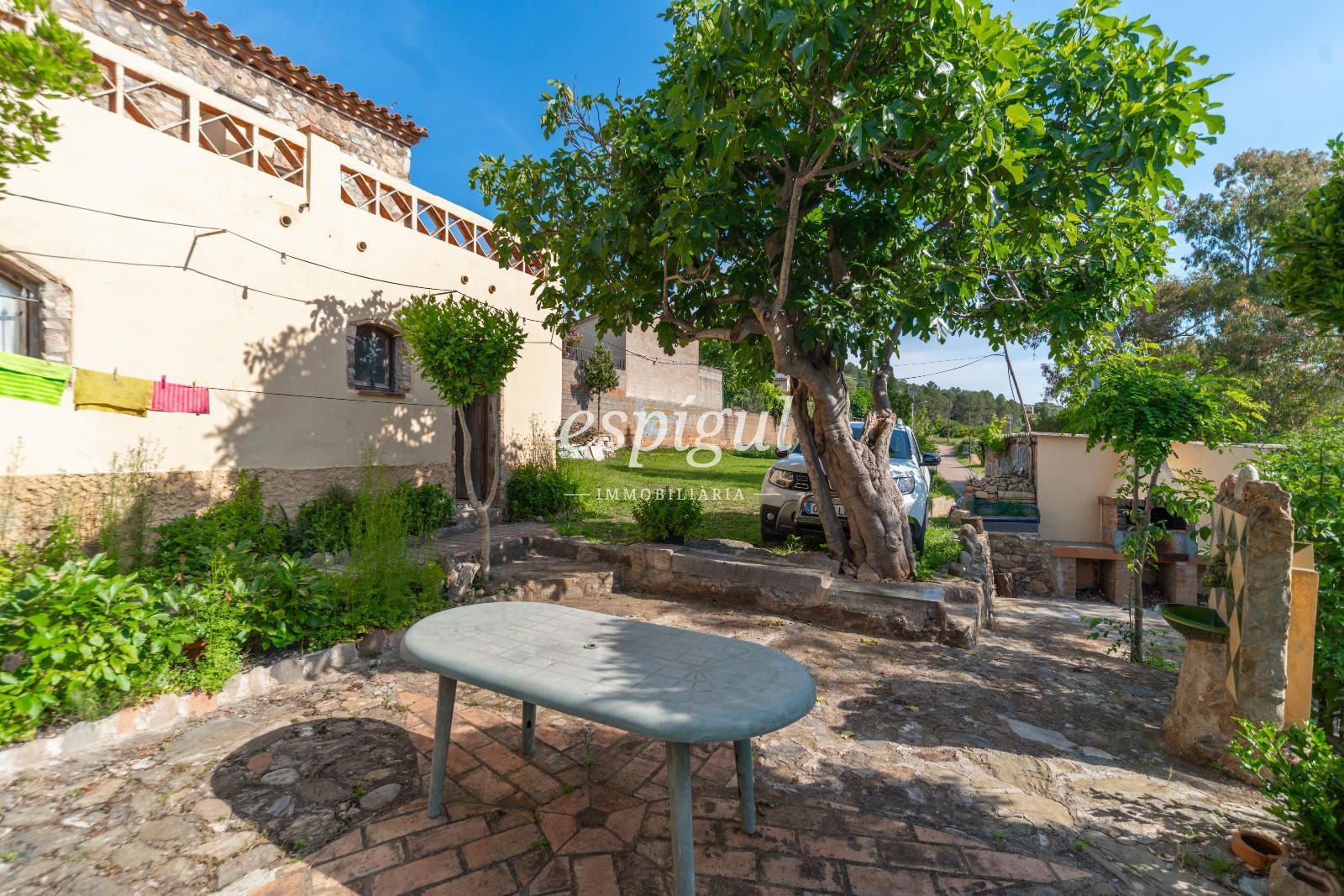 Terrassa de Casa adosada en venda en Girona Capital amb Calefacció, Jardí privat i Terrassa