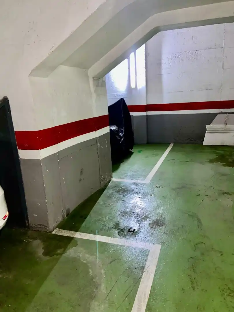 Parking de Garaje en venta en Badalona