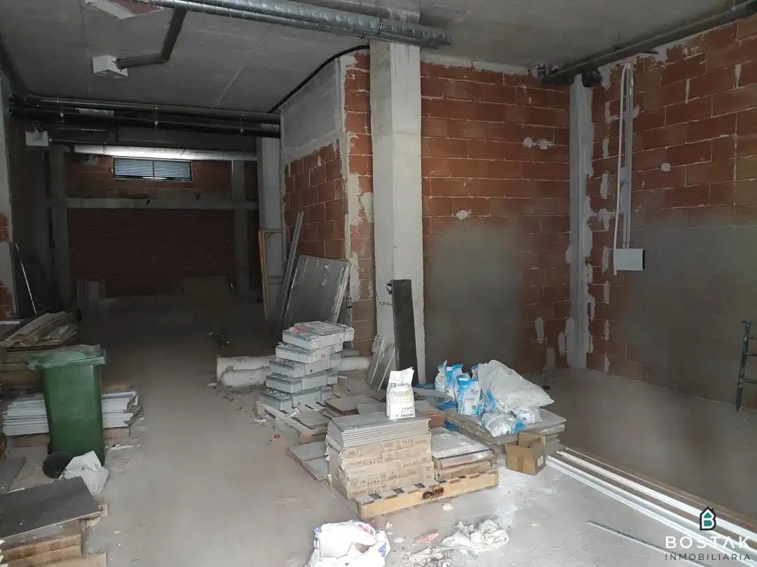 Gewerbefläche zur Miete in Ibaiondo, imagen 8