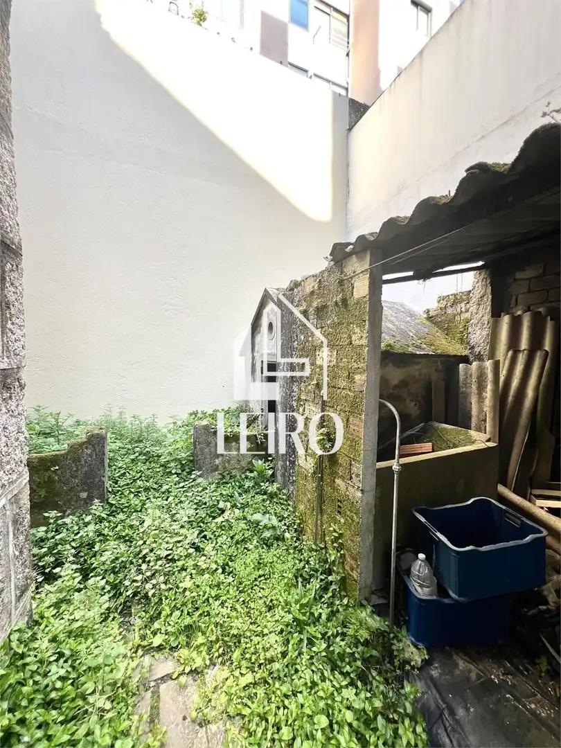 Wohnbaugrundstück zum Verkauf in Rúa Fariña Ferreño 11, imagen 5