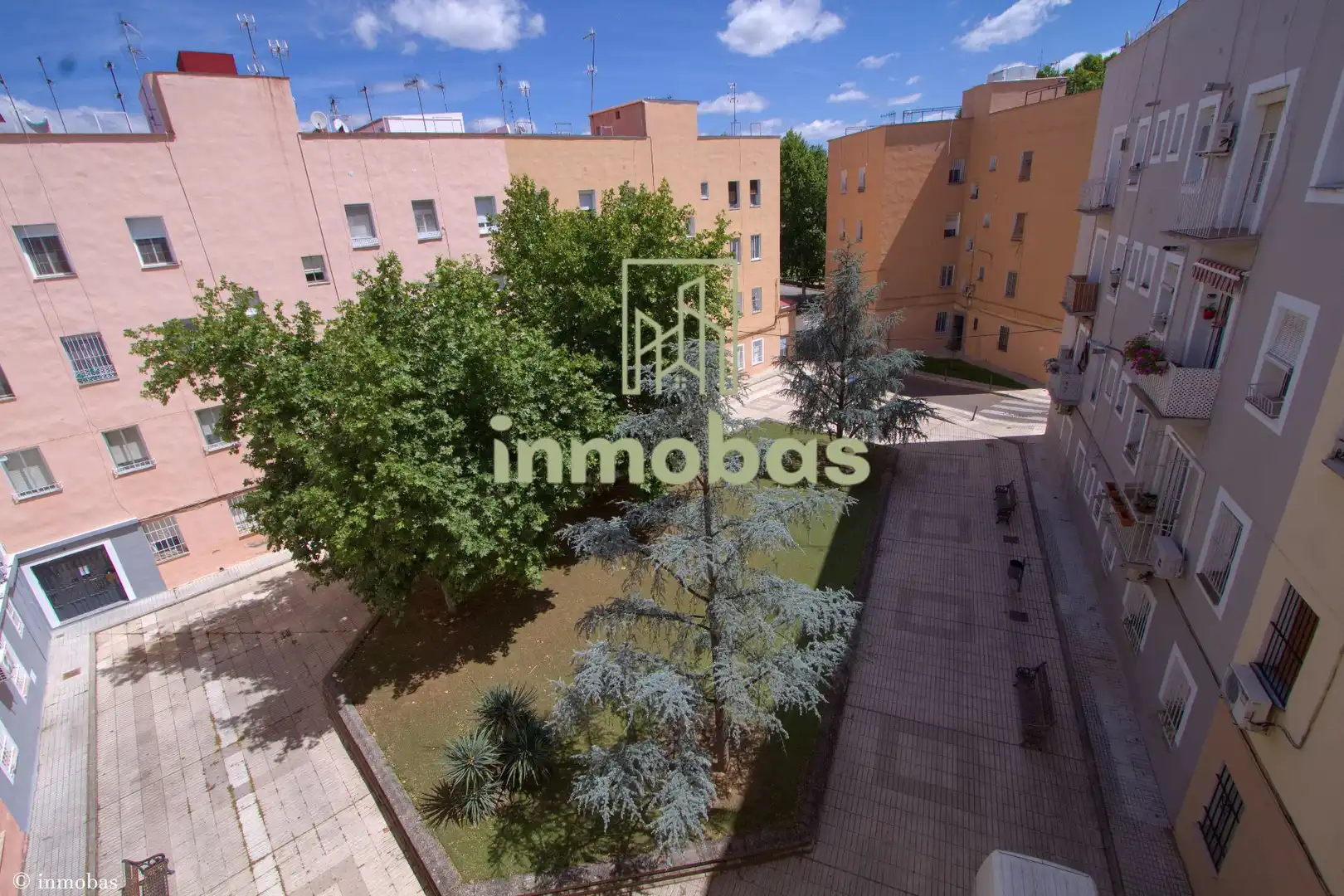 Vista exterior de Pis en venda en Badajoz amb Aire condicionat i Traster