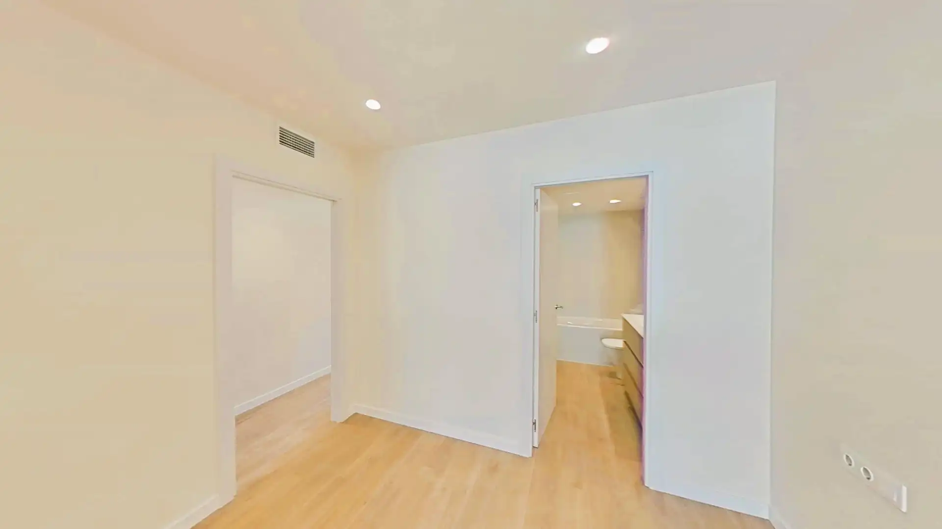 Ático en venta en Cubelles con Aire acondicionado, Calefacción y Jardín privado