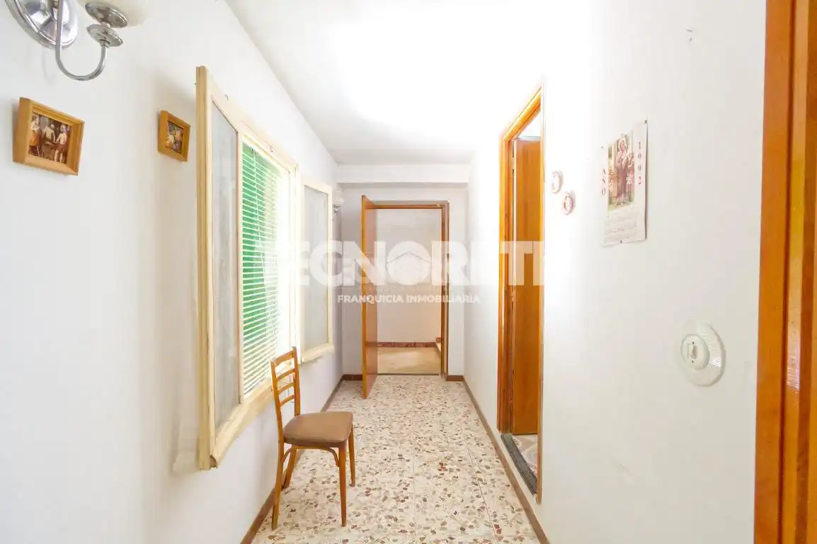 Casa adosada en venta en Consuegra con Jardín privado