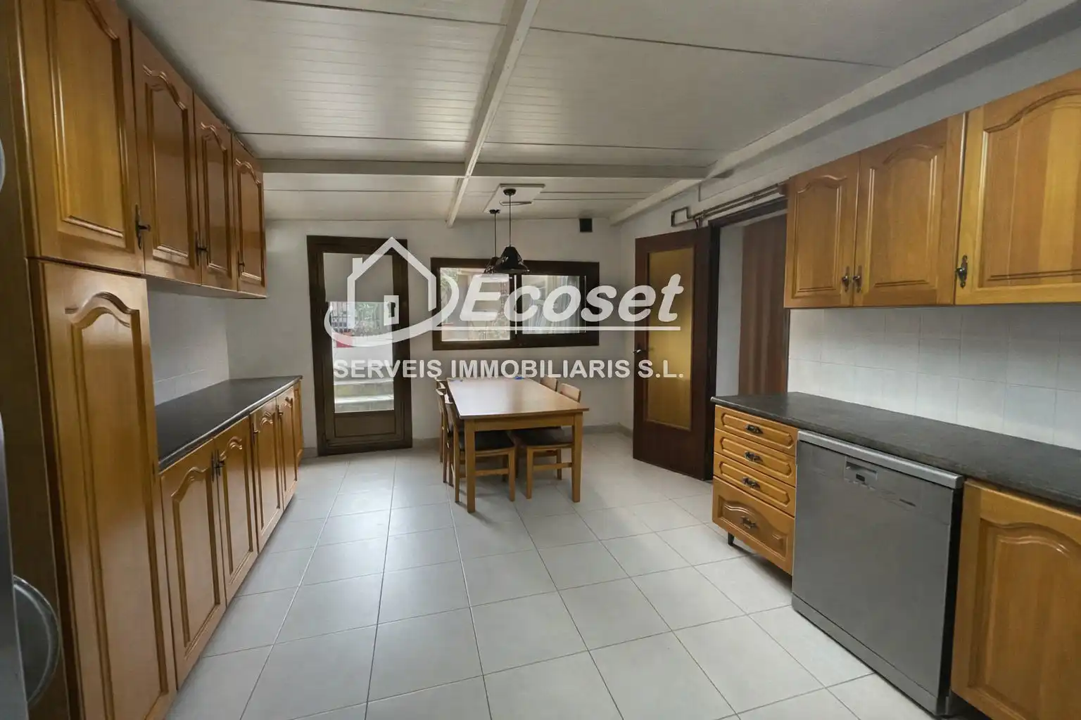 Villa con piscina in vendita a Vallirana, imagen 3