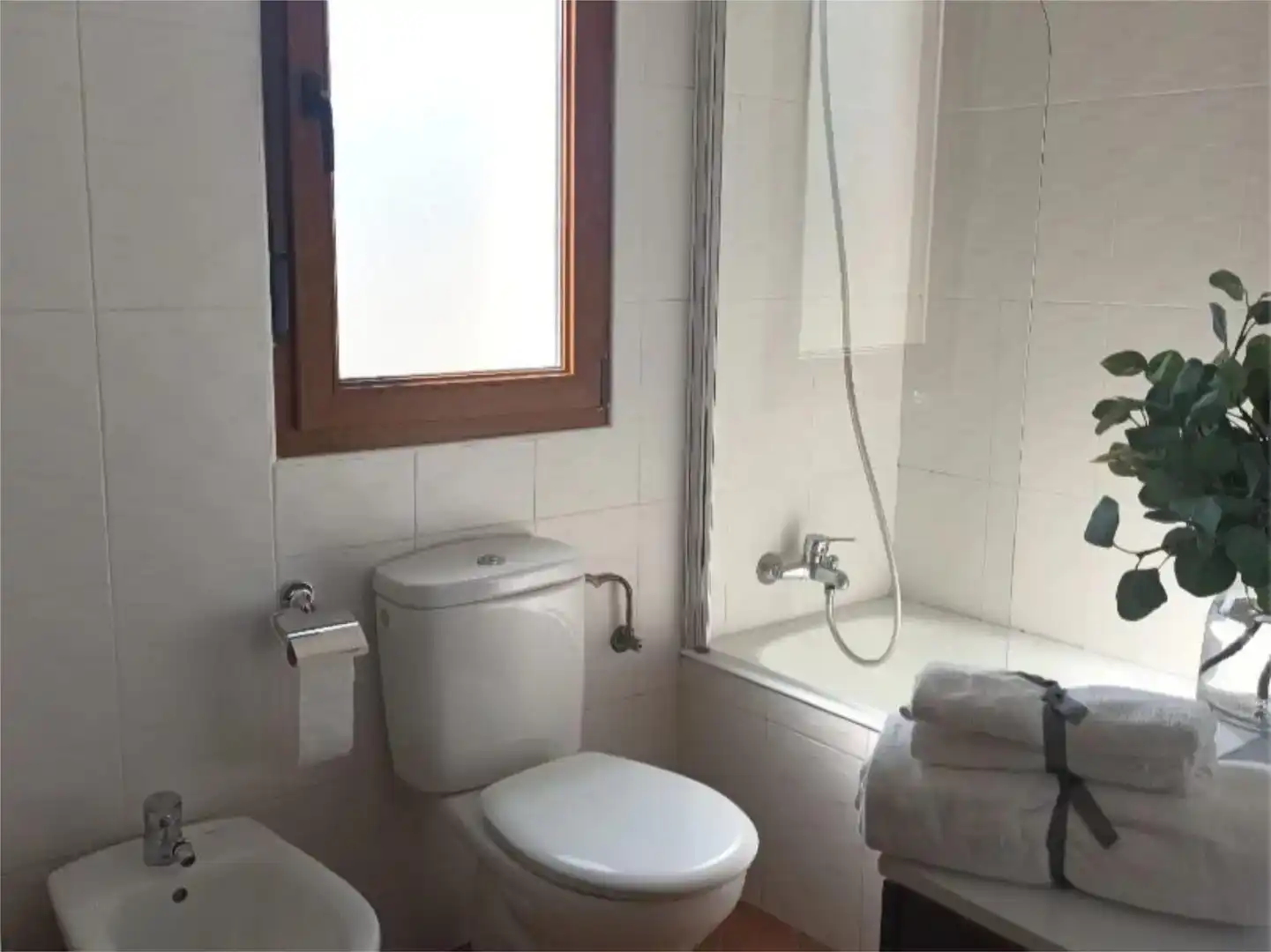Bathroom of Detached homes for rent in Valdáliga, Cantabria