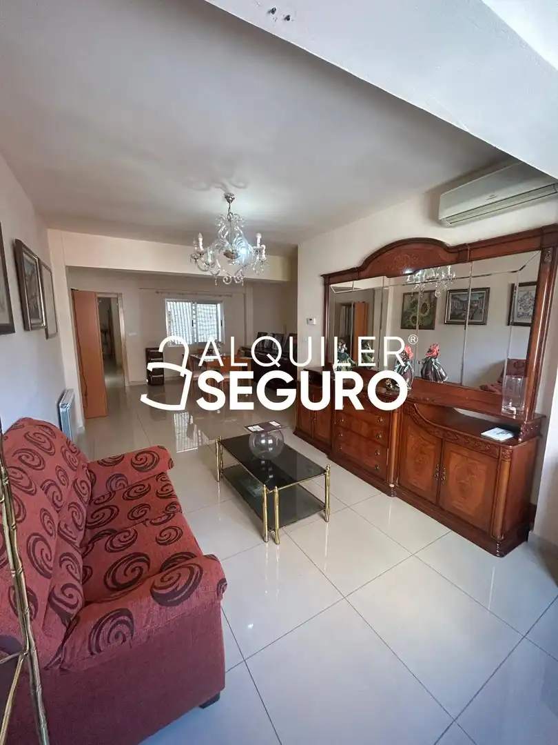 Sala de estar de Piso de alquiler en Granada con Aire acondicionado, Calefacción y Terraza
