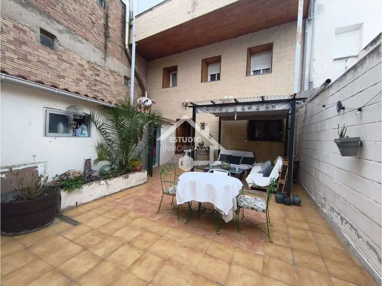 Terrassa de Casa o xalet en venda en Bañares, La Rioja
