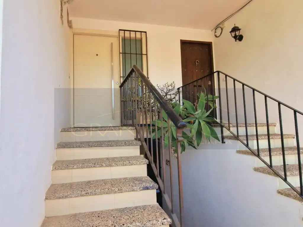Dúplex en venta en Estepona con Terraza y Piscina comunitaria