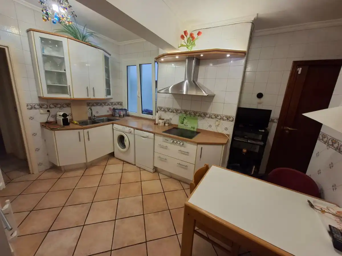 Cocina de Piso en venta en Vitoria - Gasteiz con Calefacción y Parquet